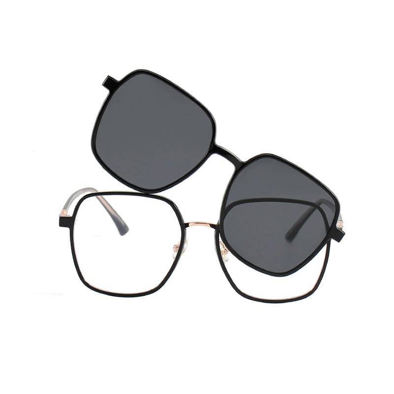 How Pilot Clip-On Sunglasses Offer a Classic and Practical Solution?